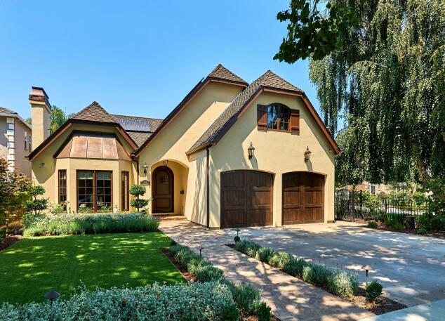 外墻真石漆為什么會脫落?(大量掉皮)